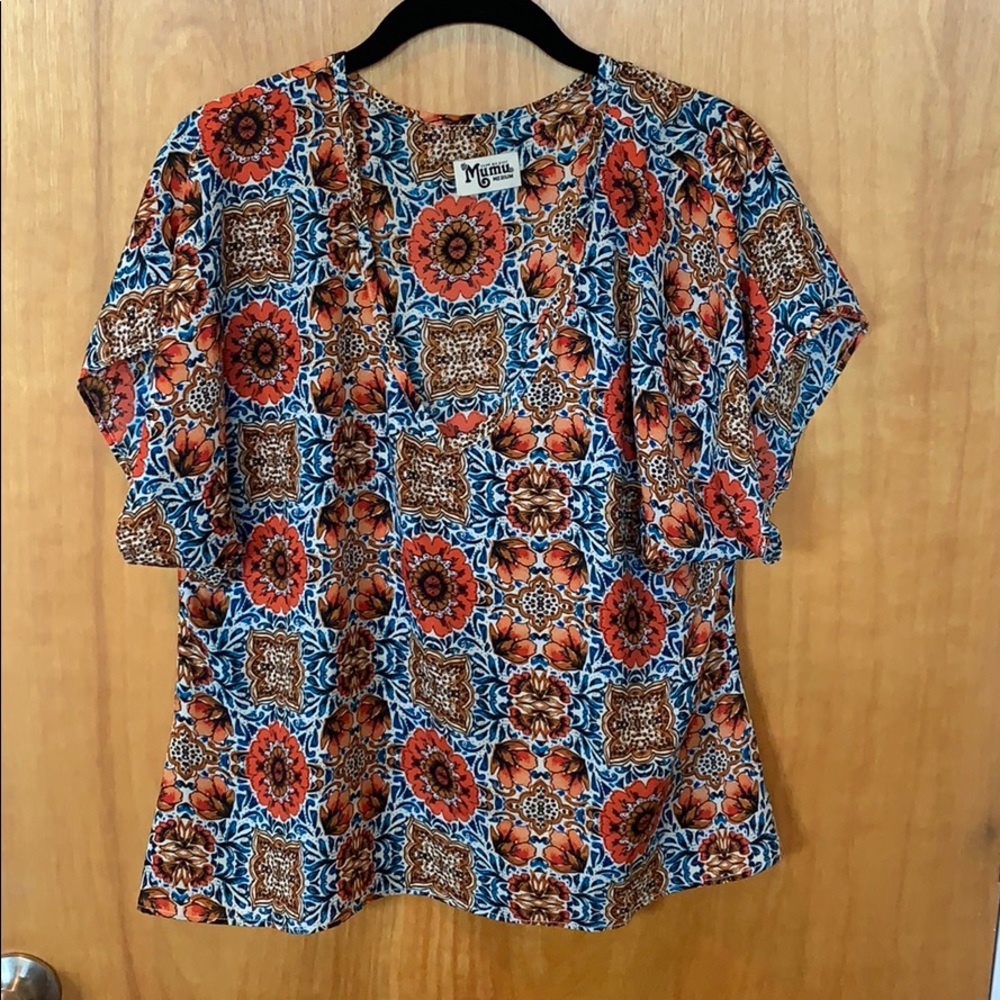 EUC SMYM V-Neck Top